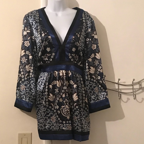 Nicole by Nicole Miller Tops - Nicole Miller (plus) tunic with sash